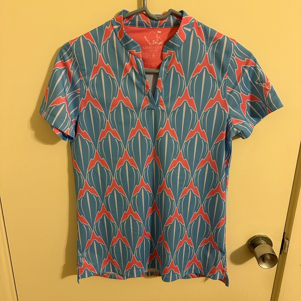 Women’s s small oga Oahu golf apparel golf polo shirt. NWOT